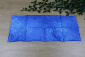 Körnerkissen mit realistisch aussehendem Wassermotiv