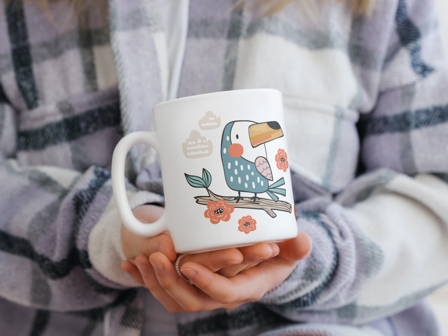 personalisierte Keramiktasse mit Tukan als Motiv aus unserer Dschungeltierkollektion