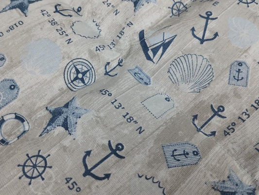 Körnerkissen mit einem maritimen Muster im Vintagelook