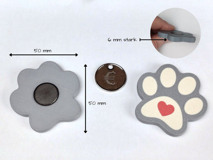 Kühlschrankmagneten in verschiedenen Farben mit Pfotenmotiv
